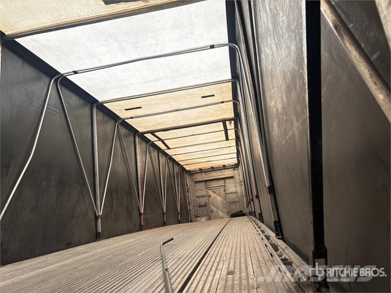 MAC 48 ft T/A Curtain Side Trailer مقطورات بغطاء جانبي
