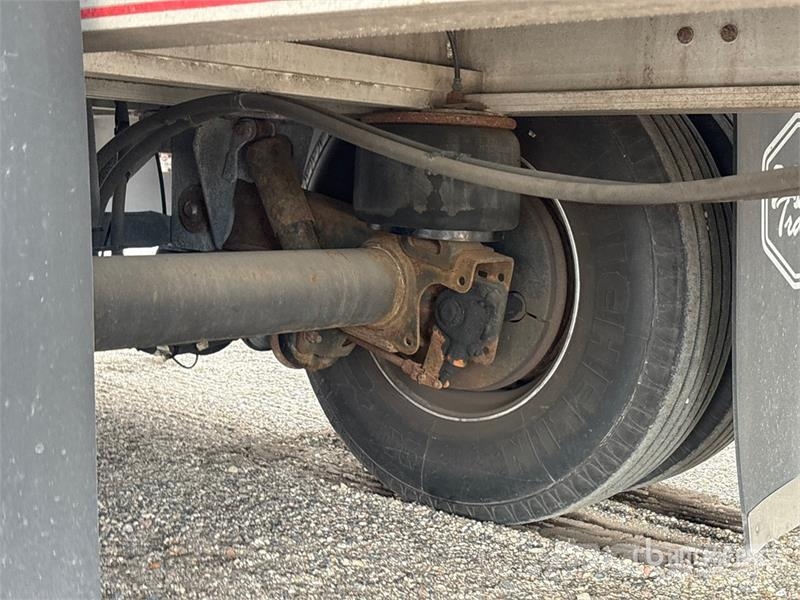 MAC 48 ft T/A Curtain Side Trailer مقطورات بغطاء جانبي