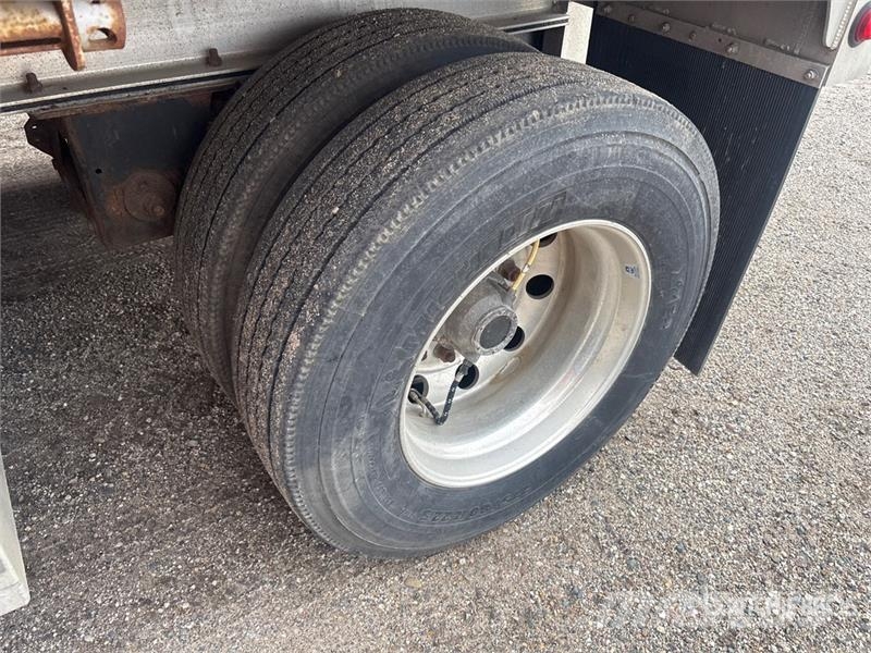 MAC 48 ft T/A Spread Axle Curtain Side Trailer Gardinanhænger