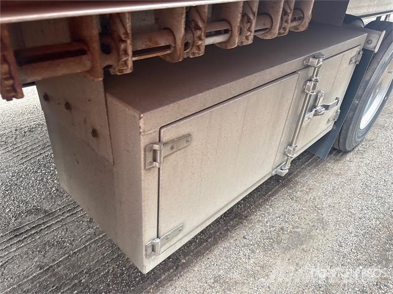 MAC 48 ft T/A Spread Axle Curtain Side Trailer Gardinanhænger