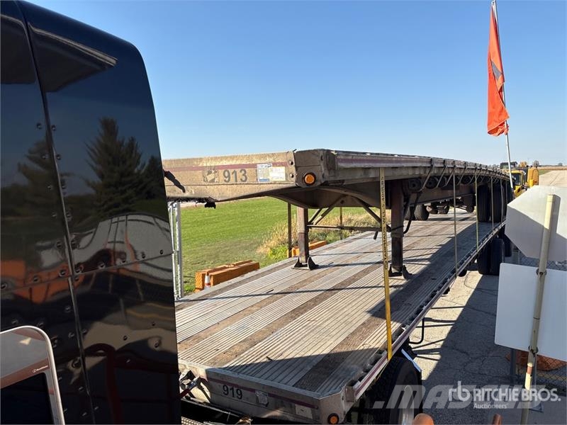 MAC 53 ft T/A Flatbed Trailer Platformas/izkraušana no sāniem