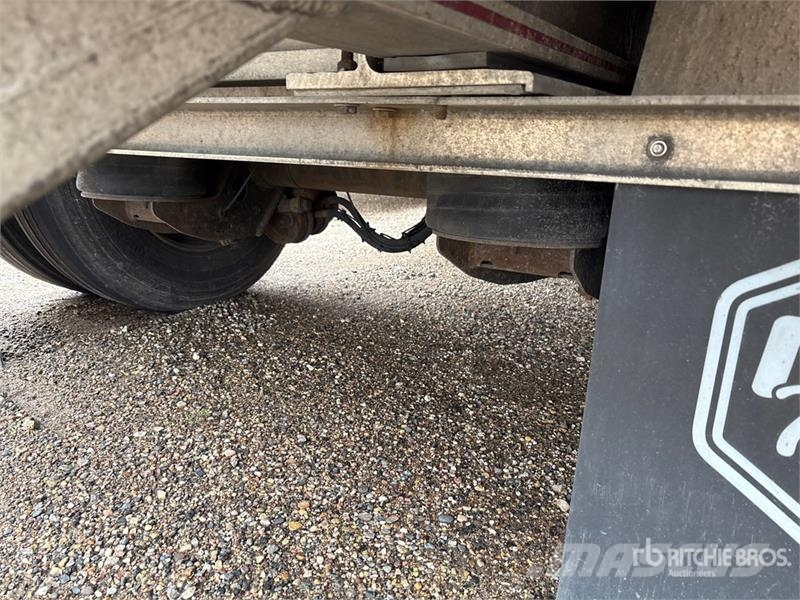 MAC 53 ft T/A Spread Axle Curtain Side Trailer Tents