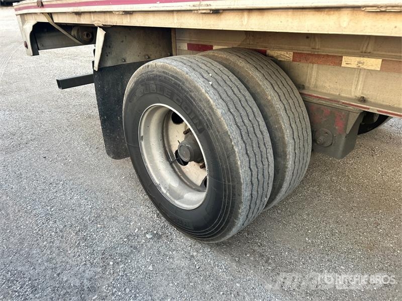 MAC 53 ft T/A Spread Axle Flatbed Trailer Pick up/Prelata