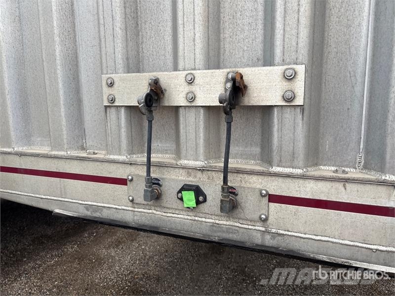 MAC 53 ft T/A Spread Axle Curtain Side Trailer Remolques de caja de lona