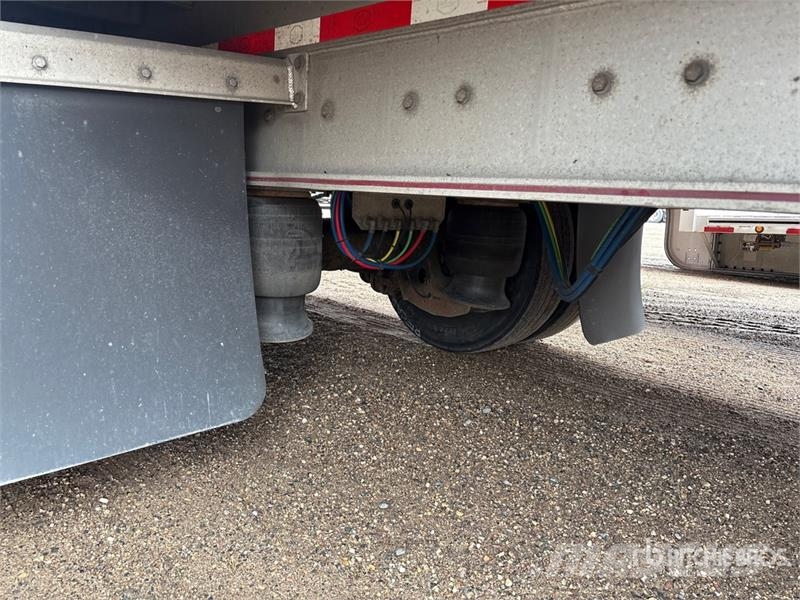 MAC 53 ft T/A Spread Axle Curtain Side Trailer مقطورات بغطاء جانبي