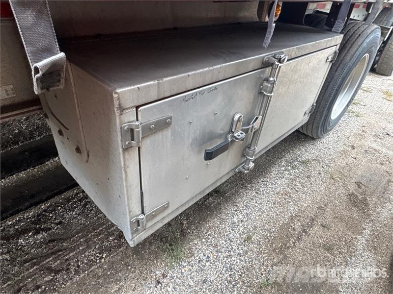 MAC 53 ft T/A Spread Axle Curtain Side Trailer Prikolica s ponjavo