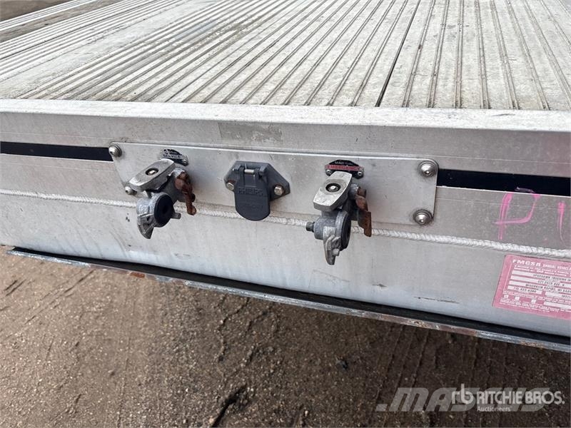 MAC 53 ft T/A Spread Axle Step Deck Trailer Zemie treileri