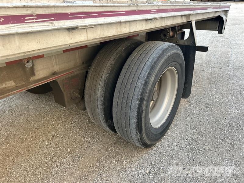 MAC 53 ft T/A Spread Axle Flatbed Trailer Pick up/Prelata