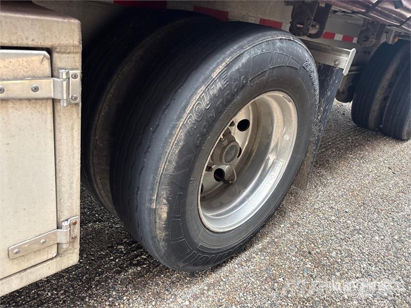 MAC 53 ft T/A Spread Axle Curtain Side Trailer Remolques de caja de lona