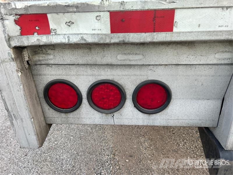 MAC 53 ft T/A Spread Axle Flatbed Trailer Pick up/Prelata