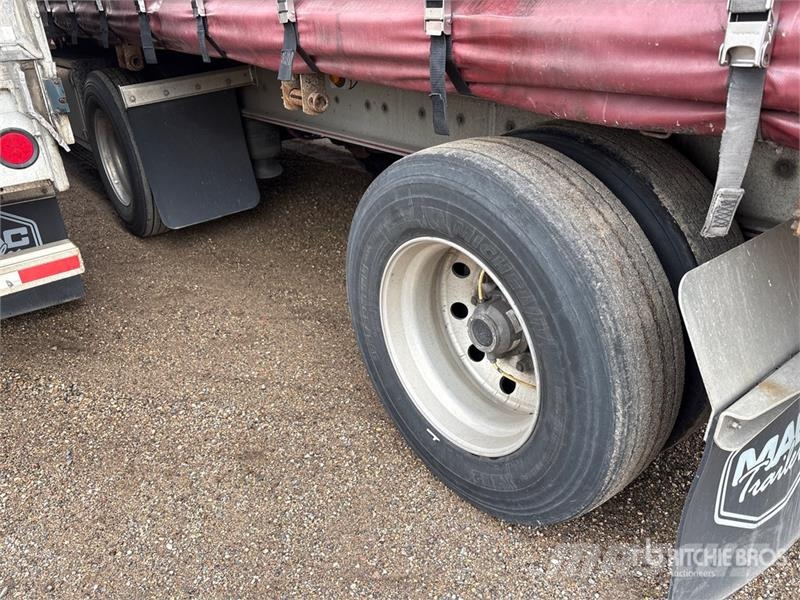 MAC 53 ft T/A Spread Axle Curtain Side Trailer مقطورات بغطاء جانبي