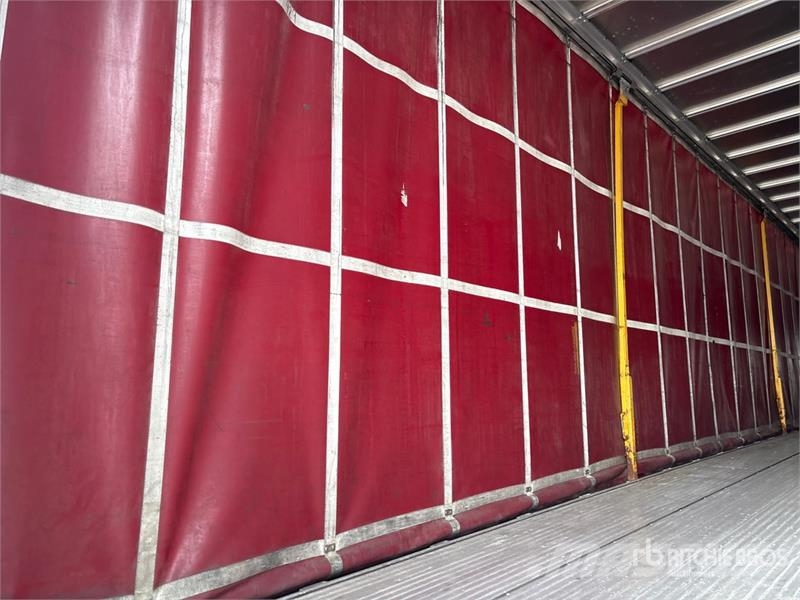 MAC 53 ft T/A Spread Axle Curtain Side Trailer مقطورات بغطاء جانبي