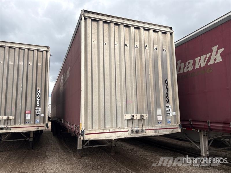 MAC 53 ft T/A Spread Axle Curtain Side Trailer Remolques de caja de lona