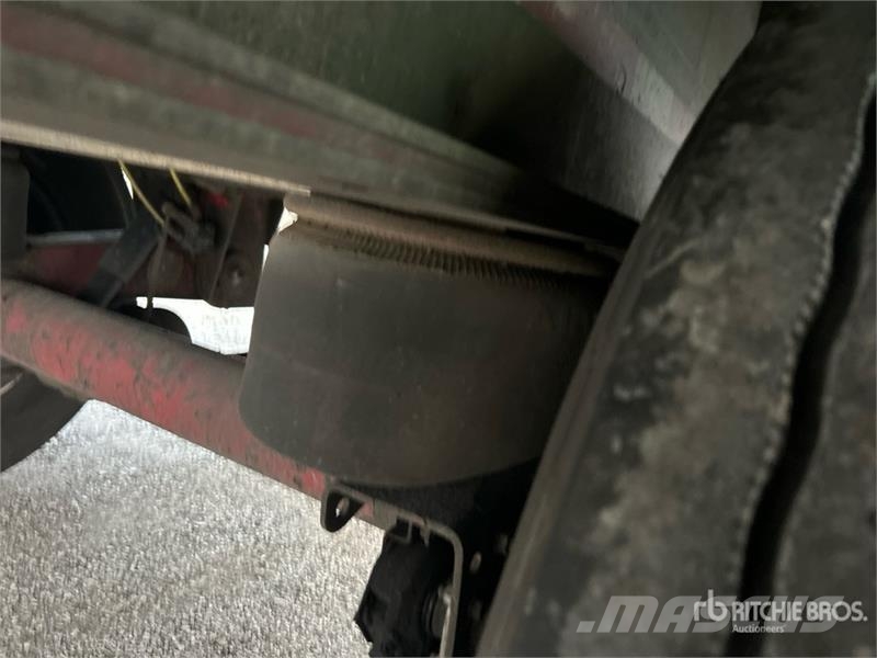 MAC 53 ft T/A Spread Axle Flatbed Trailer Pick up/Prelata
