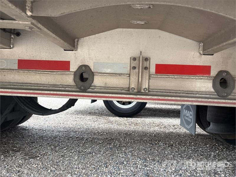 MAC 53 ft T/A Spread Axle Step Deck Curtain Side Trail Remolques de caja de lona