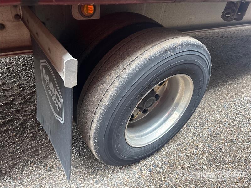 MAC 53 ft T/A Spread Axle Curtain Side Trailer Gardinanhænger
