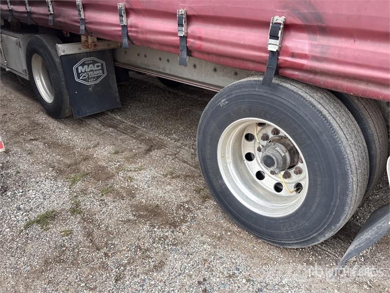 MAC 53 ft T/A Spread Axle Curtain Side Trailer Remolques de caja de lona