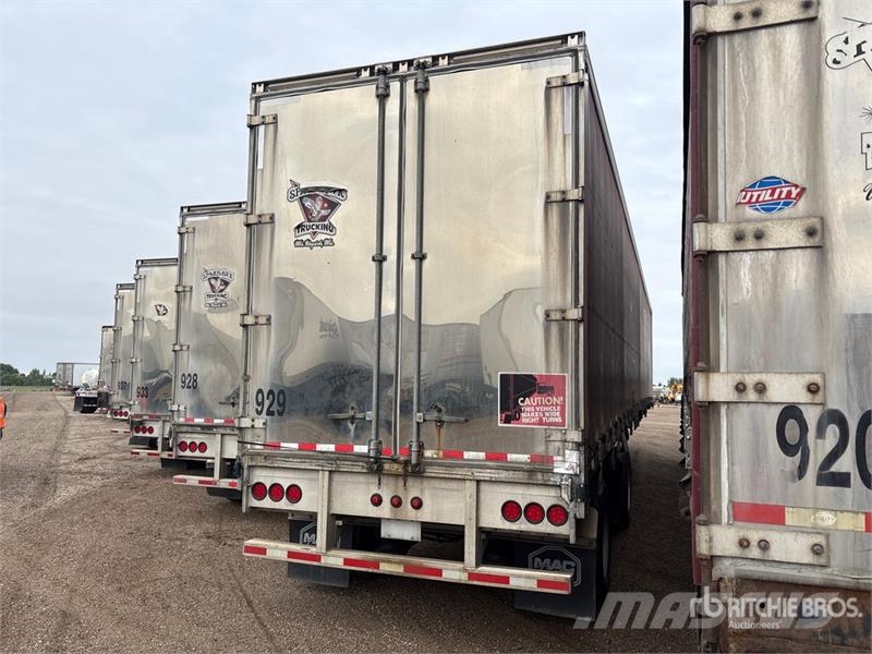 MAC 53 ft T/A Spread Axle Curtain Side Trailer مقطورات بغطاء جانبي