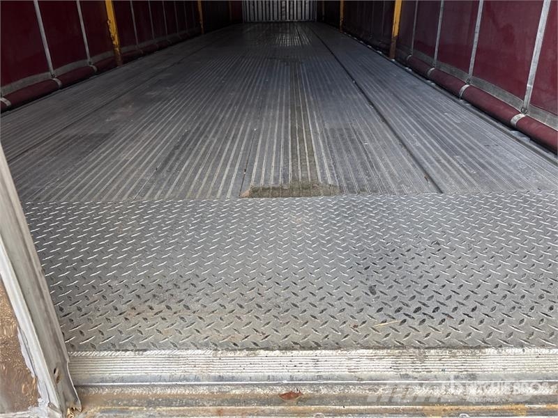 MAC 53 ft T/A Spread Axle Curtain Side Trailer Remolques de caja de lona