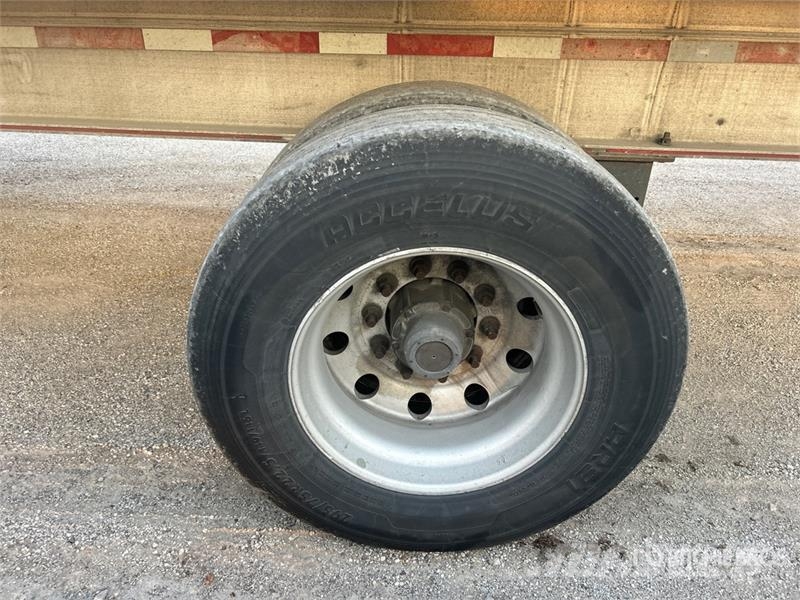 MAC 53 ft T/A Spread Axle Flatbed Trailer Pick up/Prelata