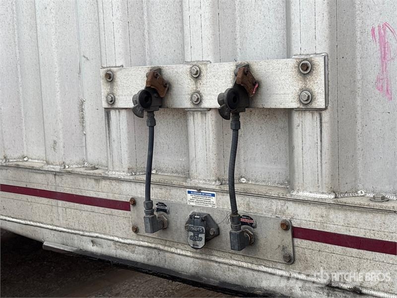 MAC 53 ft T/A Spread Axle Curtain Side Trailer Remolques de caja de lona