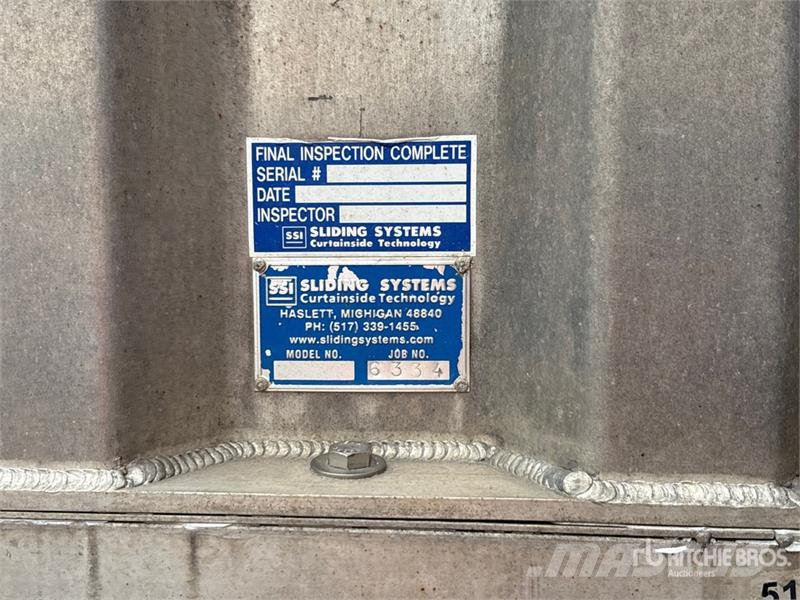 MAC 53 ft T/A Spread Axle Curtain Side Trailer Remolques de caja de lona