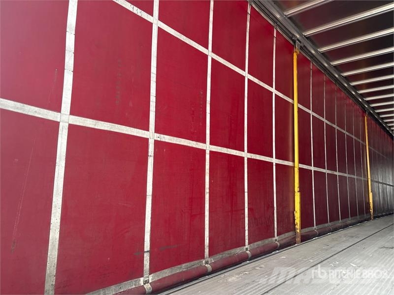 MAC 53 ft T/A Spread Axle Curtain Side Trailer Remolques de caja de lona