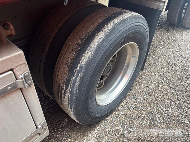 MAC 53 ft T/A Spread Axle Curtain Side Trailer Gardinanhænger