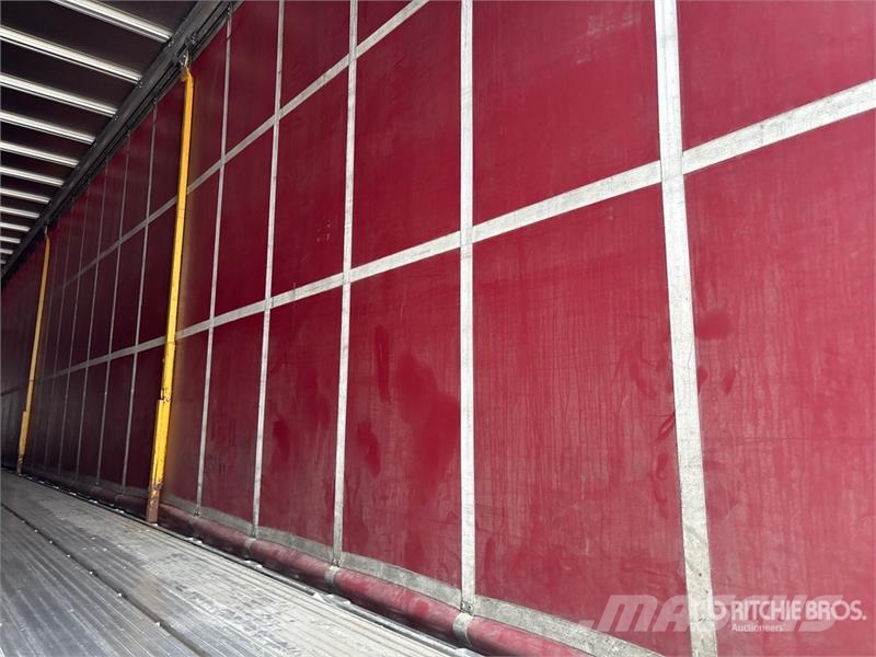 MAC 53 ft T/A Spread Axle Curtain Side Trailer Remolques de caja de lona