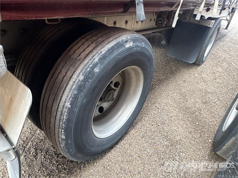 MAC 53 ft T/A Spread Axle Curtain Side Trailer مقطورات بغطاء جانبي