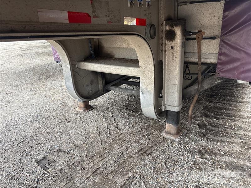 MAC 53 ft Tri/A Step Deck Curtain Side Trailer Gardinanhænger