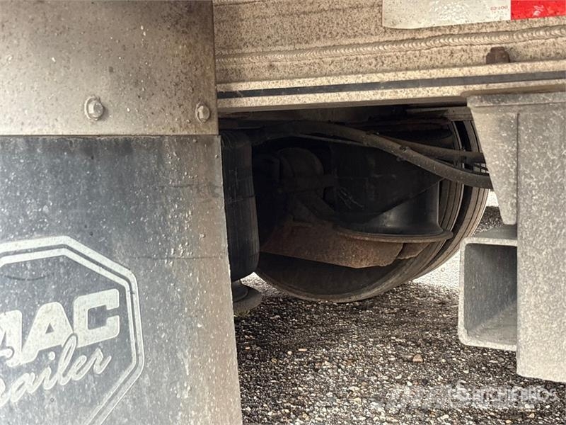 MAC 53 ft Tri/A Step Deck Curtain Side Trailer Gardinanhænger