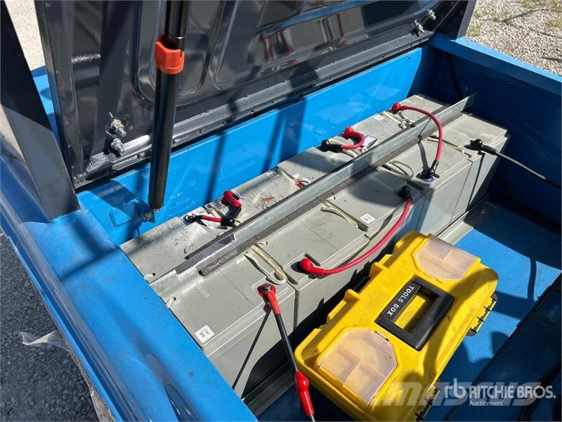 Machpro EF-Blue-2.5T 5500 lb Electric Forklift (Unused) Carretillas de horquilla eléctrica