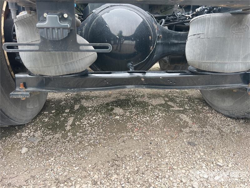 Mack Anthem 6x4 T/A Sleeper Truck Tractor Çekiciler