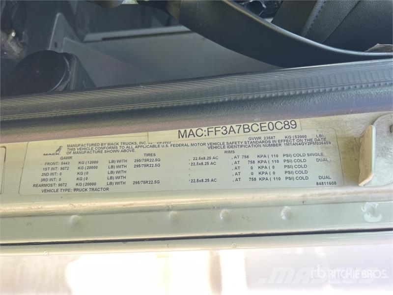 Mack Anthem 6x4 T/A Sleeper Truck Tractor Tractor Units