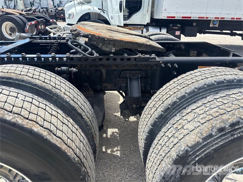 Mack Anthem 6x4 T/A Sleeper Truck Tractor Çekiciler