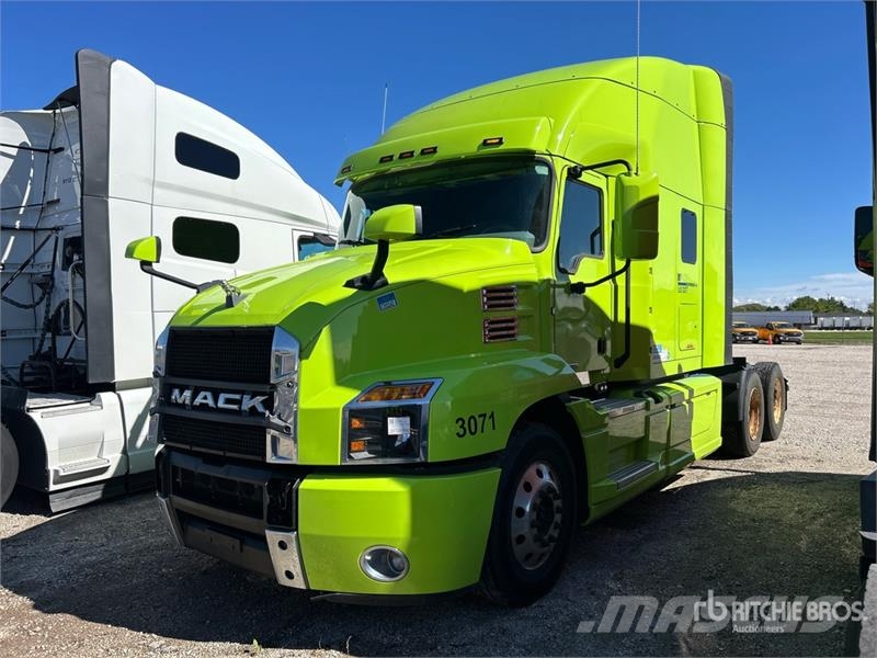 Mack Anthem 6x4 T/A Sleeper Truck Tractor Prime Movers
