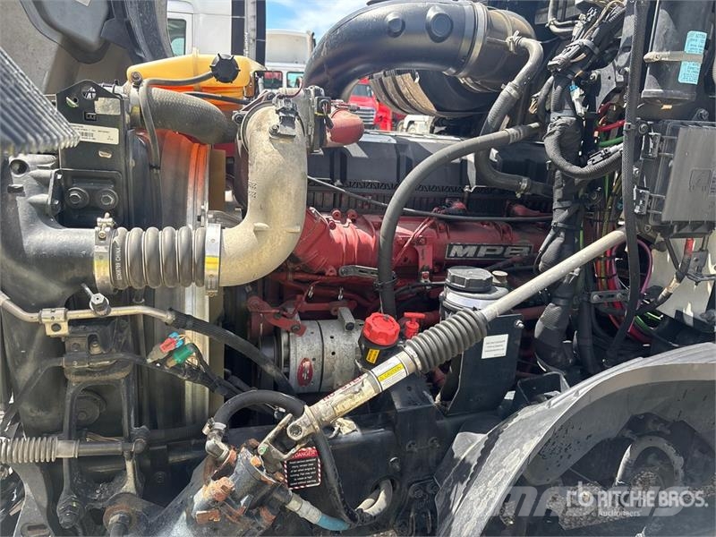 Mack Anthem 6x4 T/A Sleeper Truck Tractor Çekiciler