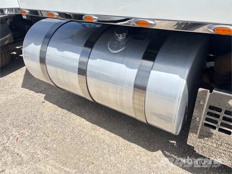 Mack Anthem 6x4 T/A Sleeper Truck Tractor Çekiciler