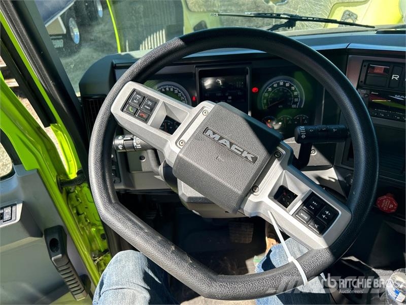 Mack Anthem 6x4 T/A Sleeper Truck Tractor Prime Movers