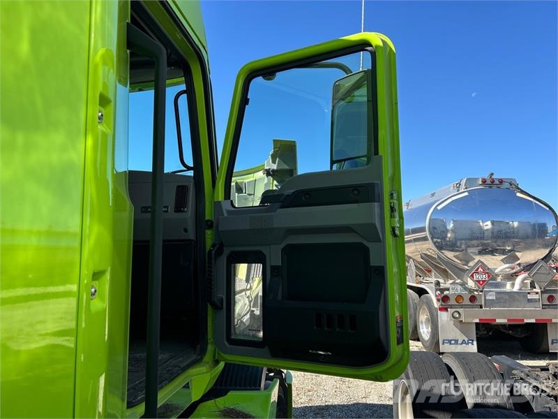 Mack Anthem 6x4 T/A Sleeper Truck Tractor Prime Movers