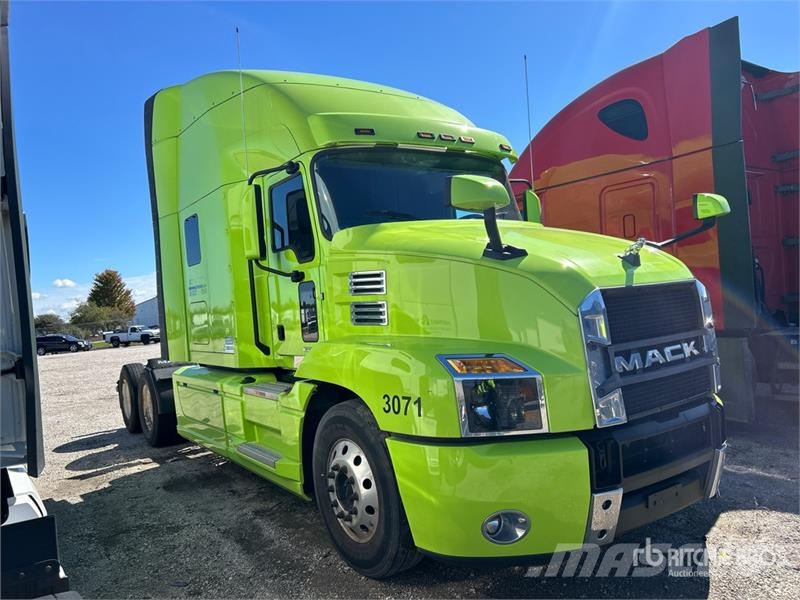 Mack Anthem 6x4 T/A Sleeper Truck Tractor Prime Movers