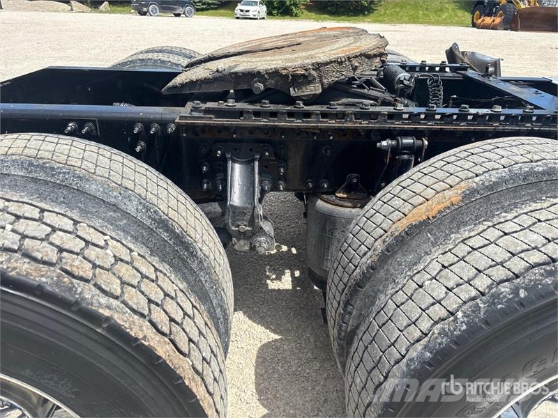 Mack Anthem 6x4 T/A Sleeper Truck Tractor Çekiciler