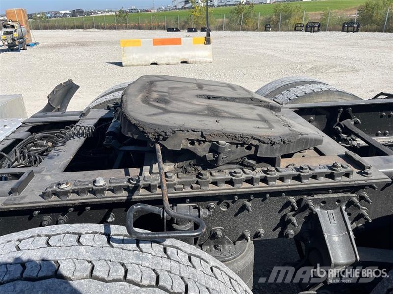 Mack Anthem 6x4 T/A Sleeper Truck Tractor Naudoti vilkikai