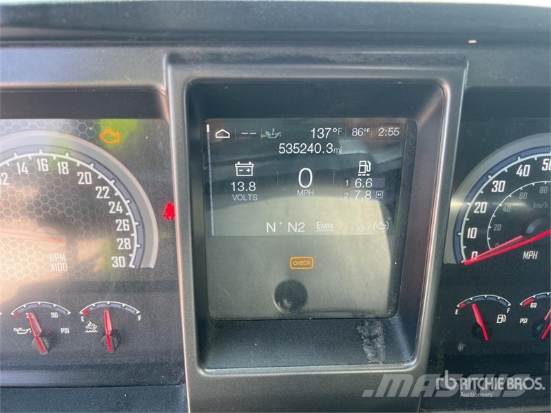 Mack Anthem 6x4 T/A Sleeper Truck Tractor Tractor Units