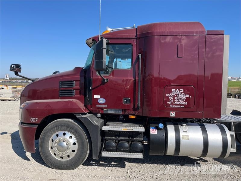 Mack Anthem T/A Sleeper Truck Tractor Ciągniki siodłowe