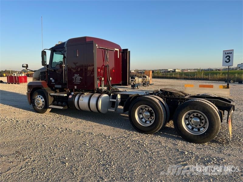 Mack Anthem T/A Sleeper Truck Tractor Ciągniki siodłowe