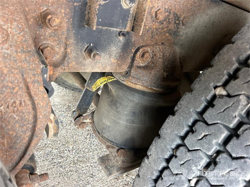 Mack CH613 Tovornjaki za vodo