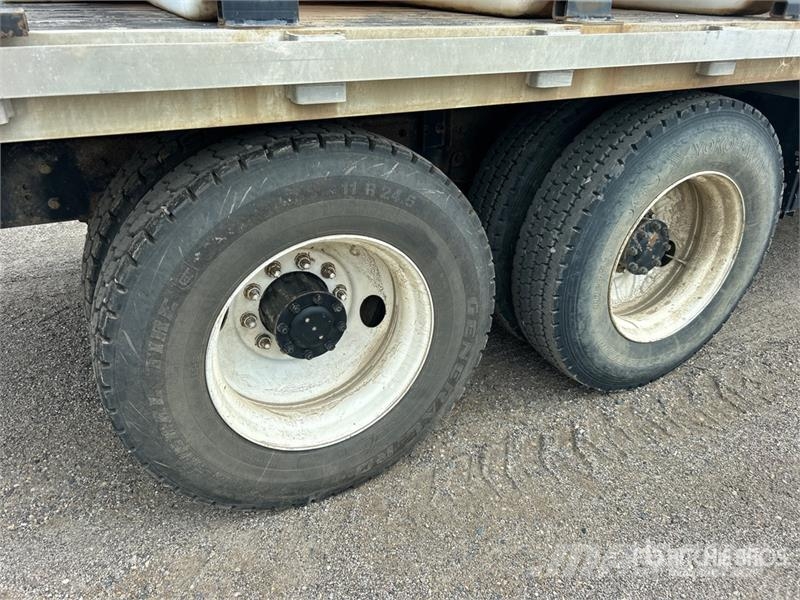 Mack CH613 Tovornjaki za vodo