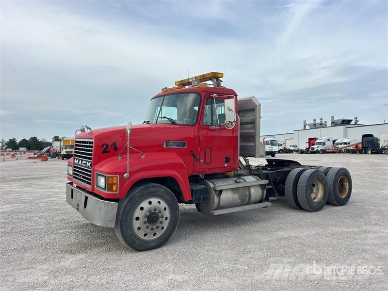 Mack CH613 Nyergesvontatók